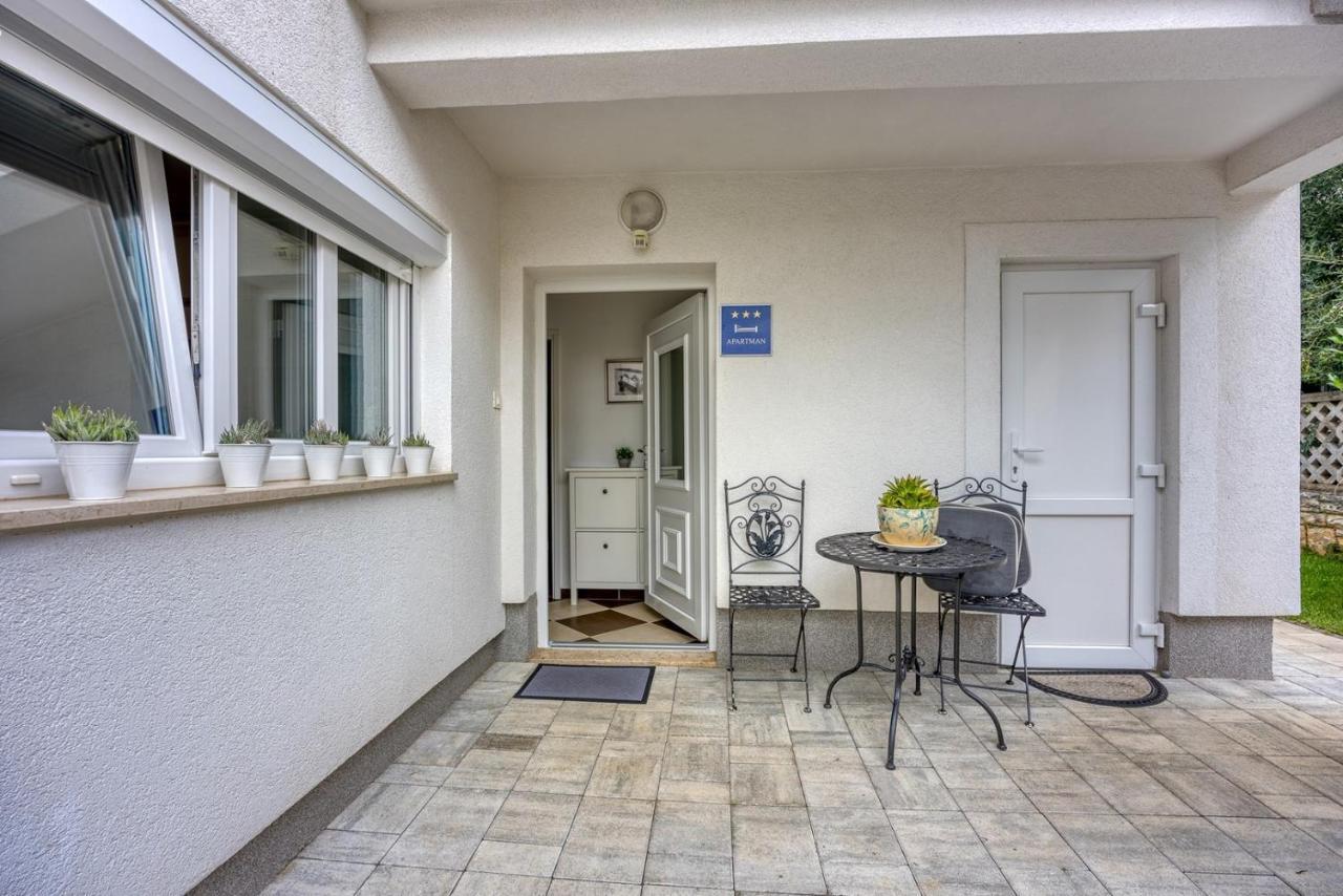 Apartments Claudio ポレッチ エクステリア 写真